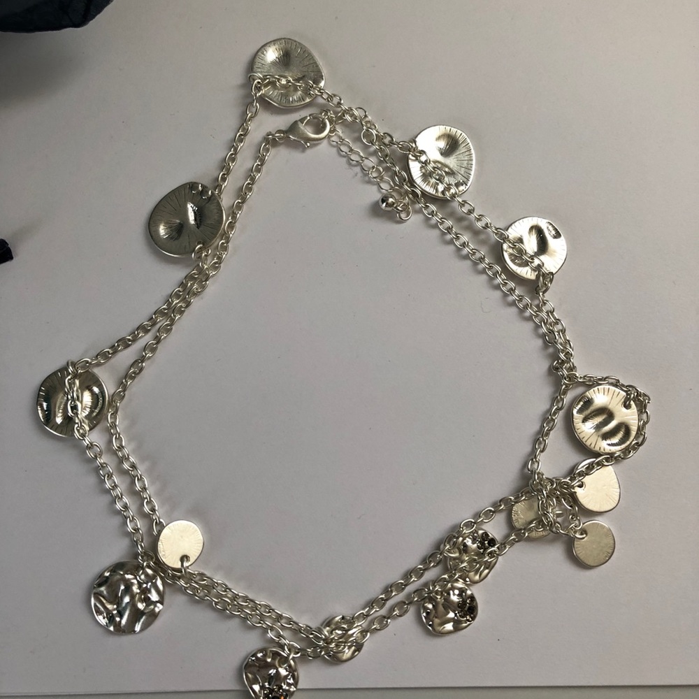 BRAND NEW Park Lane silver sand dollar necklace